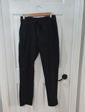Woen's Black Drawstring Travel Pants